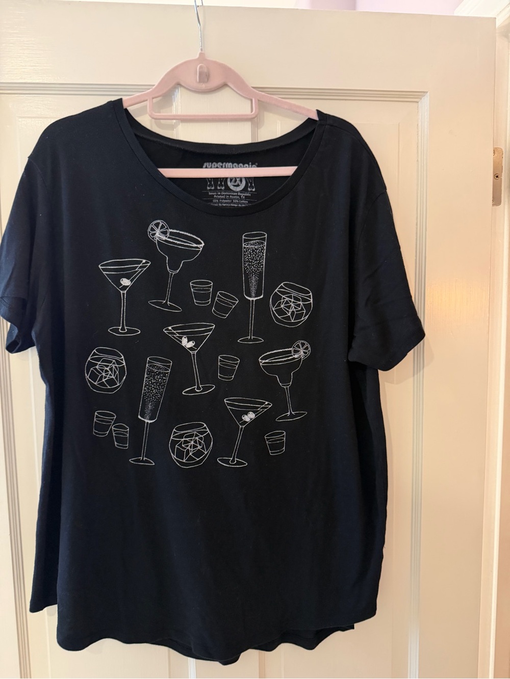 Supermaggie Black Cocktail Graphic Tee 2X Austin TX Brand